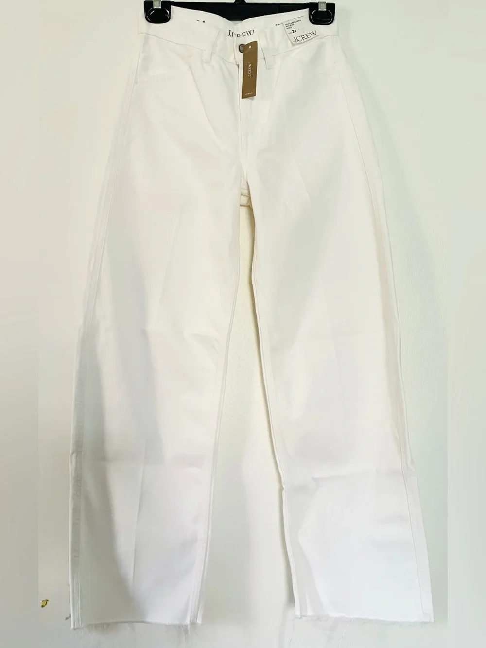 J. Crew Women’s Zoe barrel jean. Raw Hem White.24. NWT.